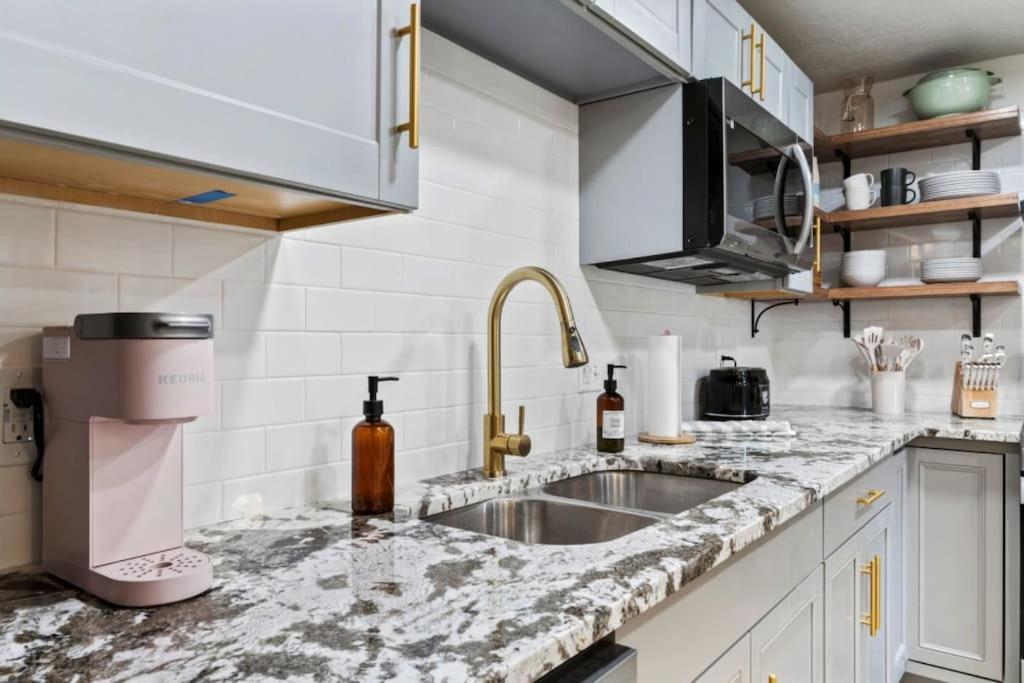 Amazing New Condo Great Location ! Sugarhouse South Salt Lake Bagian luar foto